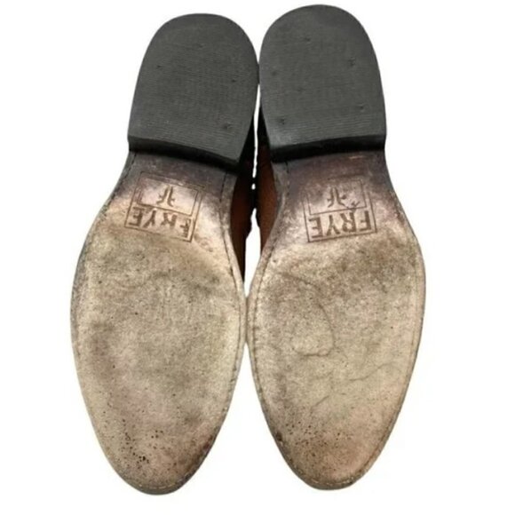 Frye Wyatt Distressed Brown Leather Studded Short Western Boots - Size 5.5 - Picture 7 of 9